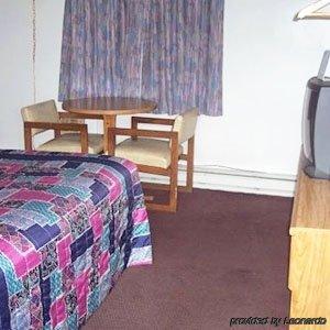 Economy Inn คาดิลแลค ห้อง รูปภาพ