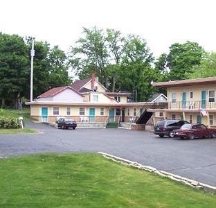 Economy Inn คาดิลแลค ภายนอก รูปภาพ